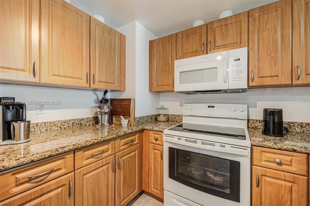 50 Menores Ave # 820, Coral Gables FL 33134 - Coral Gables, FL - Photo 4