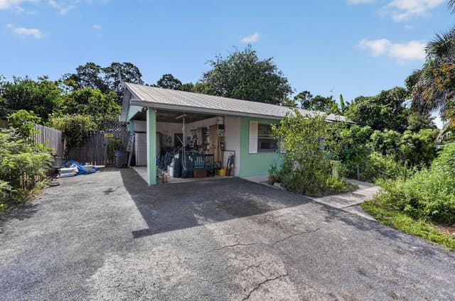 303 S DELAWARE Boulevard, Jupiter FL 33458 - Jupiter, FL - Photo 4