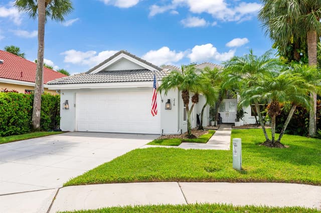 218 HAMPTON Court, Jupiter FL 33458 - Jupiter, FL - Photo 2