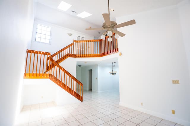 8429 NW 78TH Court, Tamarac FL 33321 - Tamarac, FL - Photo 2