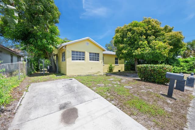 616 W 5TH Street, Riviera Beach FL 33404 - Riviera Beach, FL - Photo 4