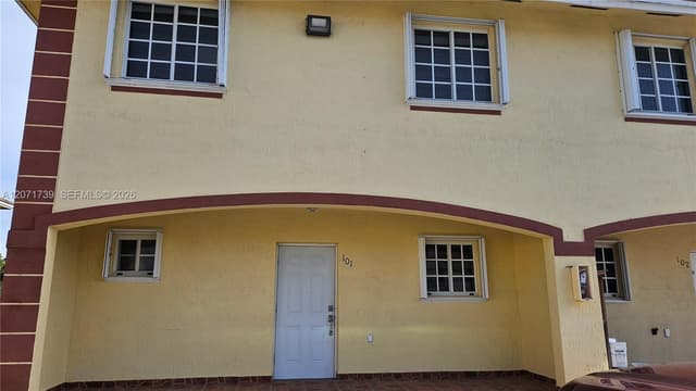 6758 NW 182nd St # 101, Hialeah FL 33015 - Hialeah, FL - Photo 2