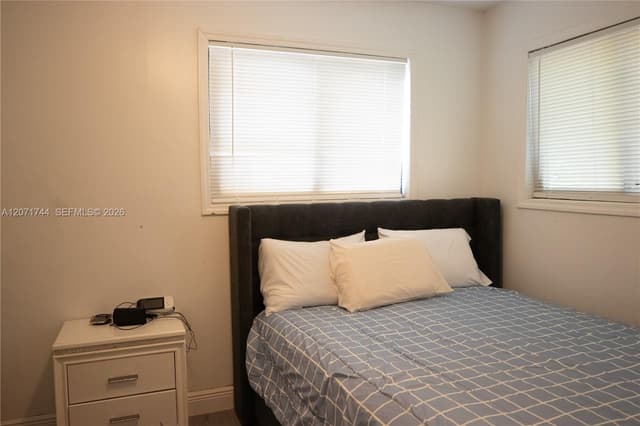 901 NW 33rd Dr, Lauderhill FL 33311 - Lauderhill, FL - Photo 3