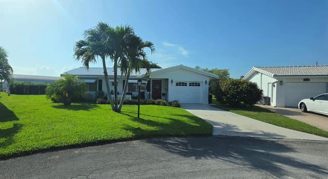 1707 SW 19TH Court, Boynton Beach FL 33426 - Boynton Beach, FL - Photo 3