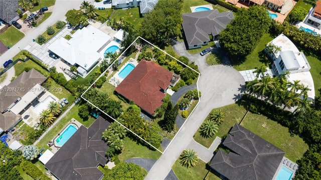 17711 SW 81st Ct, Palmetto Bay FL 33157 - Palmetto Bay, FL - Photo 5