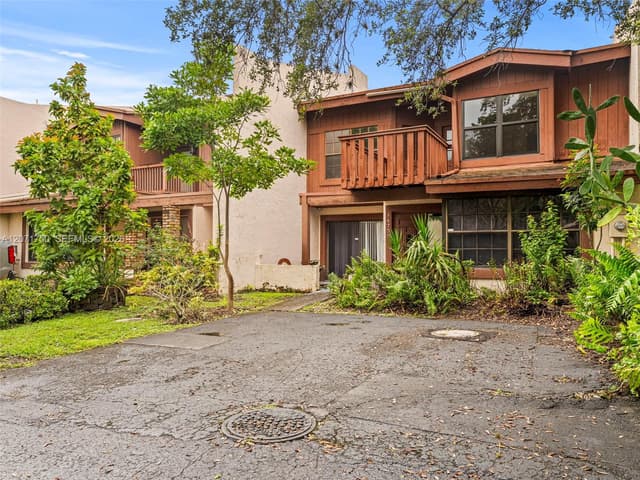 14755 SW 74th Ln, Miami FL 33193 - Miami, FL - Photo 4