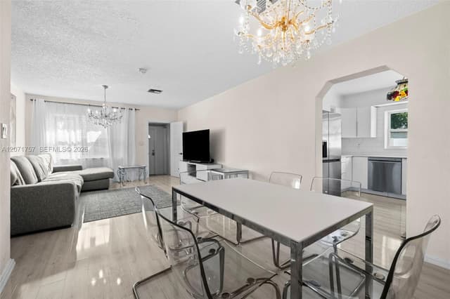 1935 Arthur St, Hollywood FL 33020 - Hollywood, FL - Photo 6