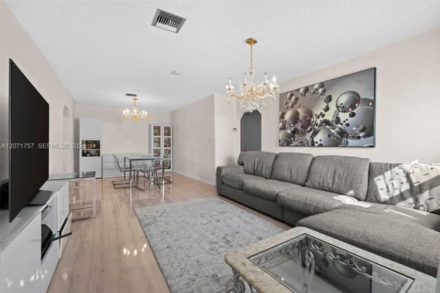 1935 Arthur St, Hollywood FL 33020 - Hollywood, FL - Photo 7