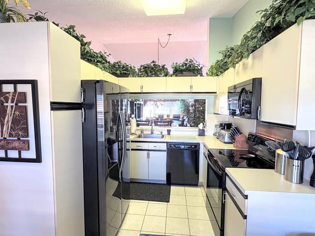 4712 E LUCERNE LAKES Boulevard E # 203, Lake Worth FL 33467 - Lake Worth, FL - Photo 6