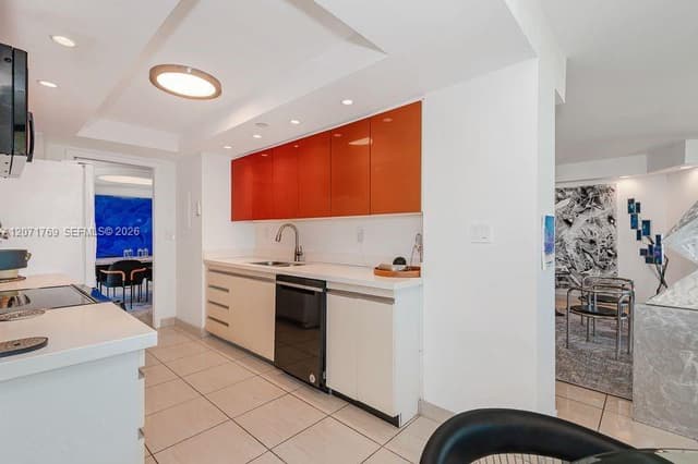 1000 QUAYSIDE TERRACE # 1901, Miami FL 33138 - Miami, FL - Photo 6
