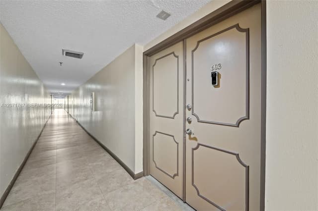 17890 W Dixie Hwy # 603, North Miami Beach FL 33160 - North Miami Beach, FL - Photo 4