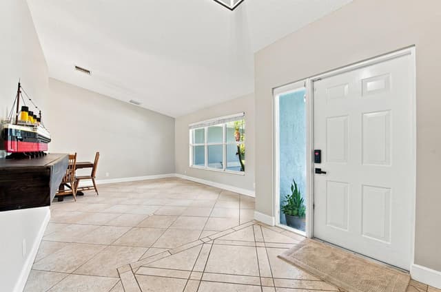16644 122nd Drive N, Jupiter FL 33478 - Jupiter, FL - Photo 5