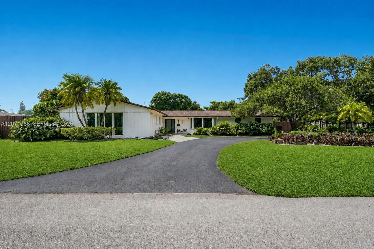 8520 SW 151st Street, Palmetto Bay FL 33158 - Palmetto Bay, FL - Photo 1