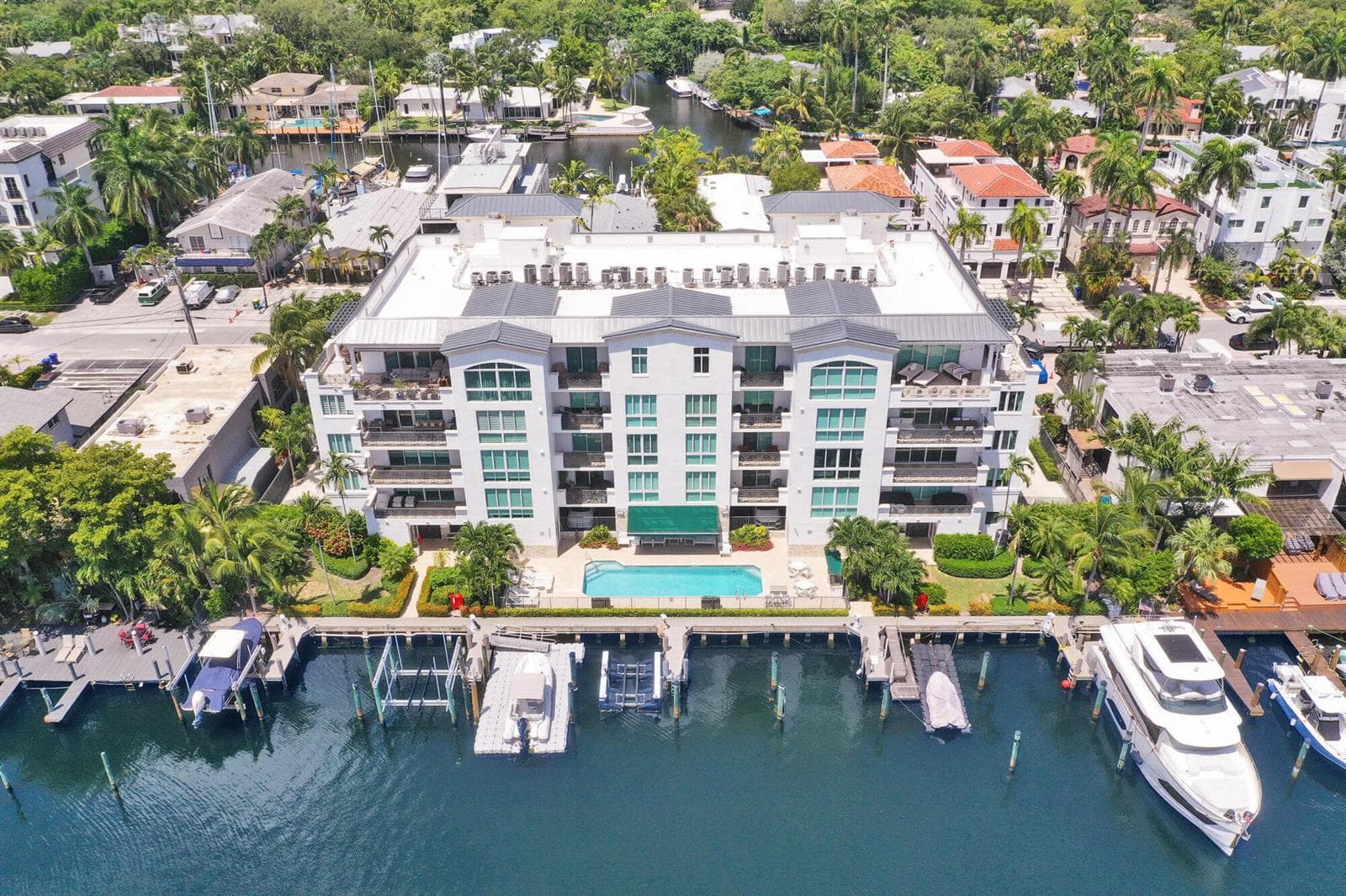 410 Hendricks Isle # 203, Fort Lauderdale FL 33301 - Fort Lauderdale, FL - Photo 1