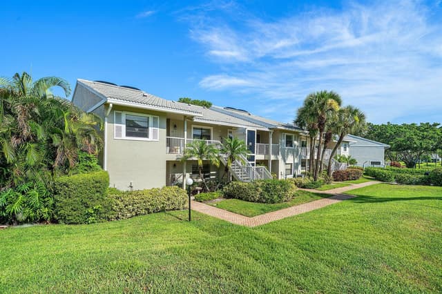 61 Eastgate Drive # C, Boynton Beach FL 33436 - Boynton Beach, FL - Photo 2
