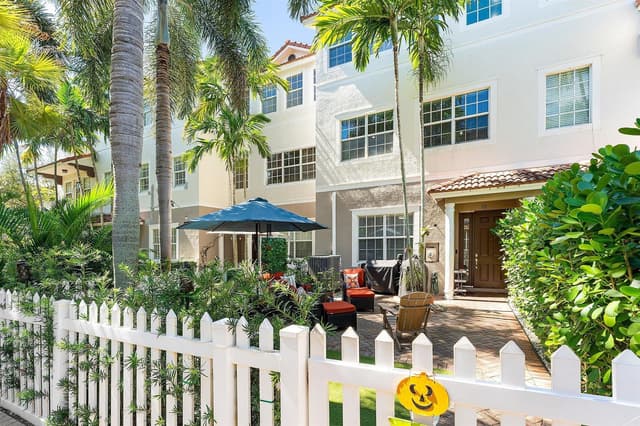 131 Ocean Cay Way # 131, Hypoluxo FL 33462 - Hypoluxo, FL - Photo 5