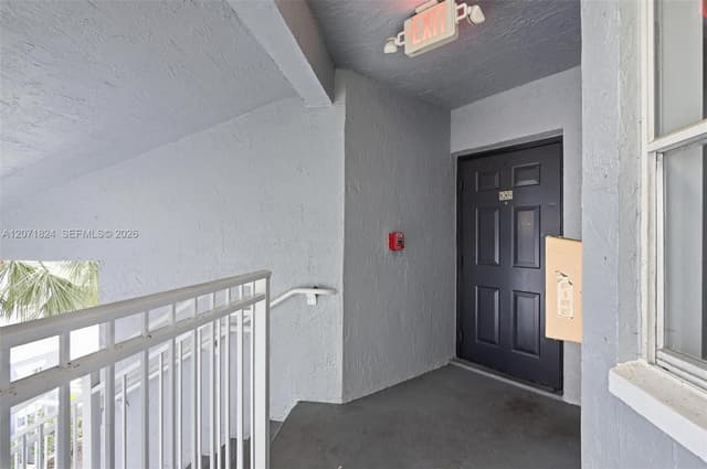 9615 NW 1st Ct # 302, Pembroke Pines FL 33024 - Pembroke Pines, FL - Photo 7