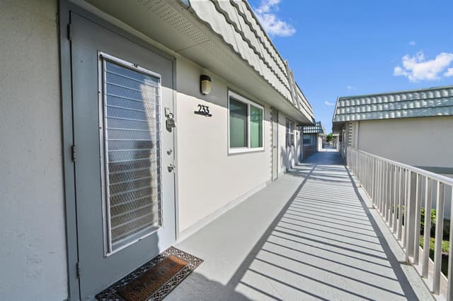 233 Monaco Boulevard E, Delray Beach FL 33446 - Delray Beach, FL - Photo 2