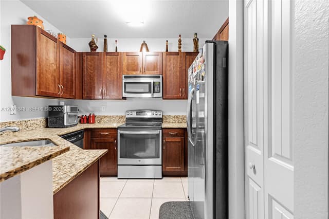 14061 SW 276th St, Homestead FL 33032 - Homestead, FL - Photo 4