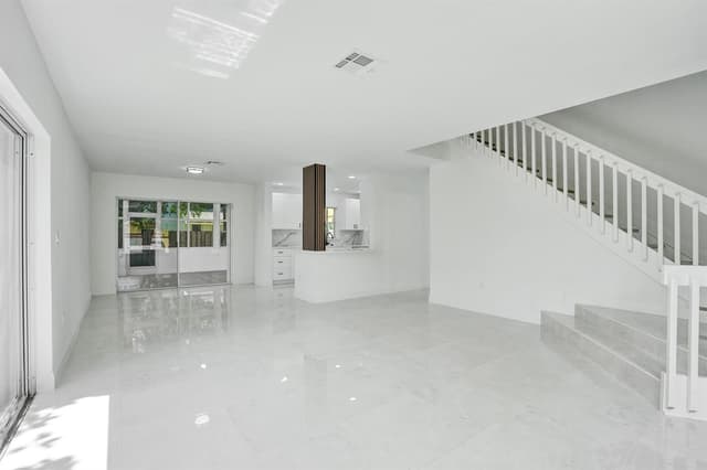 9740 SW 14TH Street, Pembroke Pines FL 33025 - Pembroke Pines, FL - Photo 6