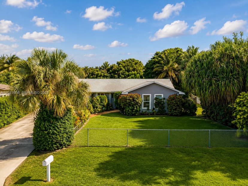 4806 Orlando Ave, West Palm Beach FL 33417