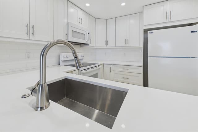 1800 N ANDREWS Avenue N # 12G, Fort Lauderdale FL 33311 - Fort Lauderdale, FL - Photo 7