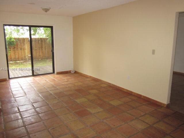13224 SW 10 TE, Miami FL 33184 - Miami, FL - Photo 3