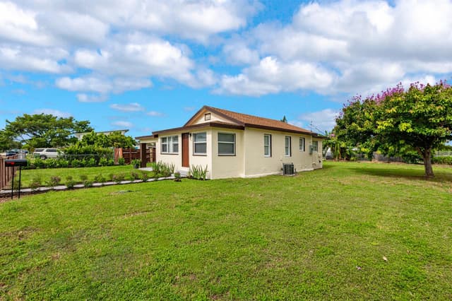 546 NW 5th Avenue, Homestead FL 33030 - Homestead, FL - Photo 2