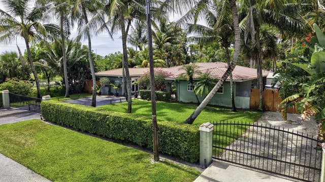 3000 Sherwood Boulevard, Delray Beach FL 33445 - Delray Beach, FL - Photo 2