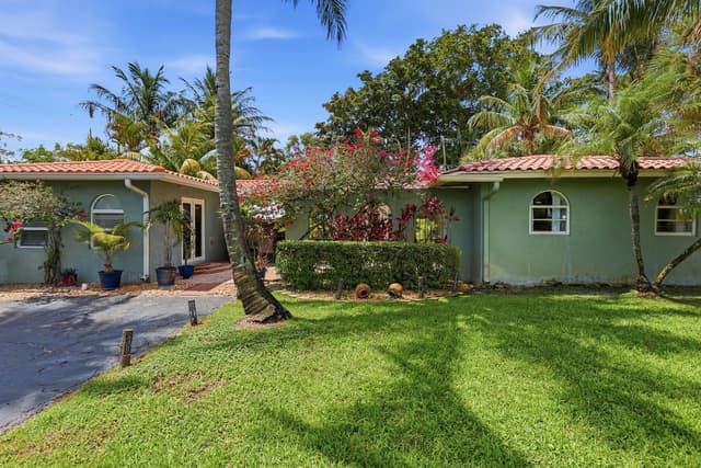 3000 Sherwood Boulevard, Delray Beach FL 33445 - Delray Beach, FL - Photo 4