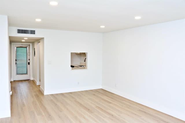 6000 NW 64TH Avenue # 303, Tamarac FL 33319 - Tamarac, FL - Photo 5