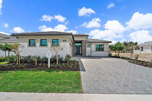 9513 St Germain Drive, Palm Beach Gardens FL 33412 - Palm Beach Gardens, FL - Photo 2