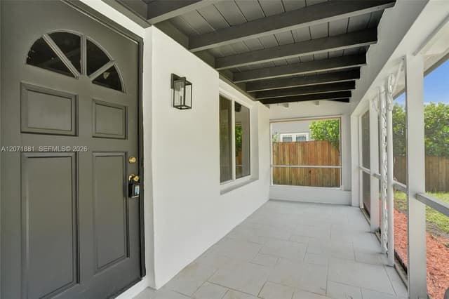 811 Finley Ct, Hollywood FL 33020 - Hollywood, FL - Photo 3