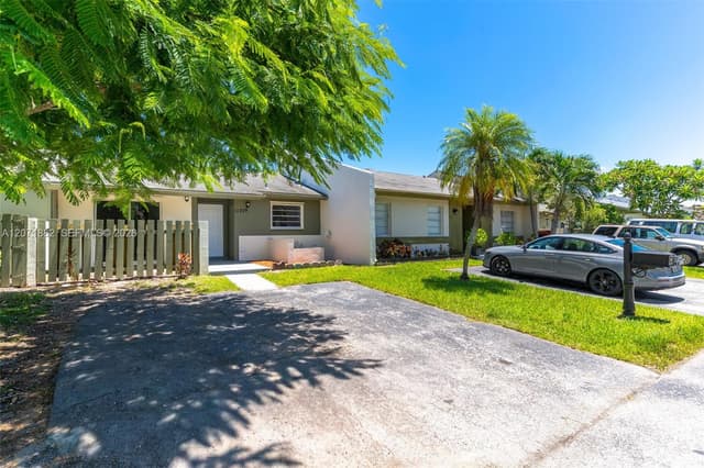 11209 SW 125th Pl, Kendall FL 33186 - Kendall, FL - Photo 3