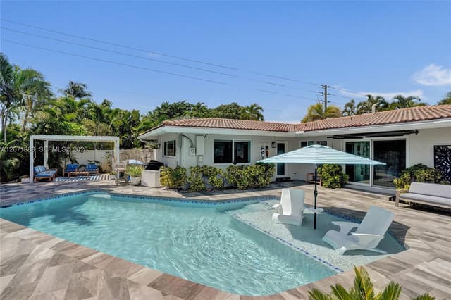 2615 NE 26th St, Fort Lauderdale FL 33305 - Fort Lauderdale, FL - Photo 2