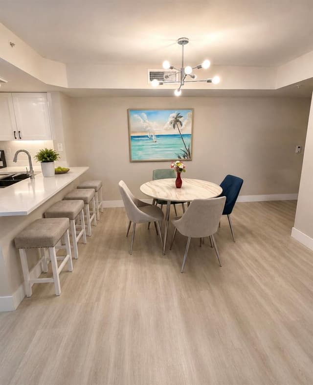 5055 Wiles Road Unit 105, Coconut Creek FL 33073 - Coconut Creek, FL - Photo 2