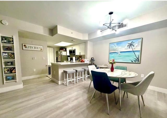 5055 Wiles Road Unit 105, Coconut Creek FL 33073 - Coconut Creek, FL - Photo 3
