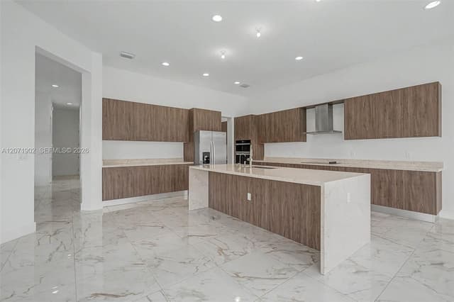 2440 SW 122nd Ter, Davie FL 33325 - Davie, FL - Photo 5