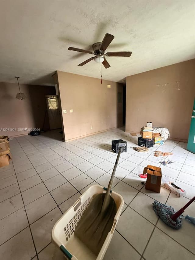 2911 NW 161st St, Miami Gardens FL 33054 - Miami Gardens, FL - Photo 5