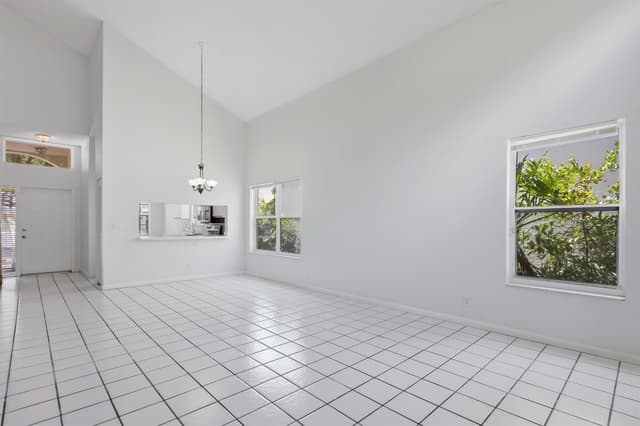 9516 NW 8TH Circle, Plantation FL 33324 - Plantation, FL - Photo 6