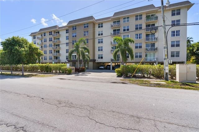 1050 SE 15th St # 202, Fort Lauderdale FL 33316 - Fort Lauderdale, FL - Photo 3