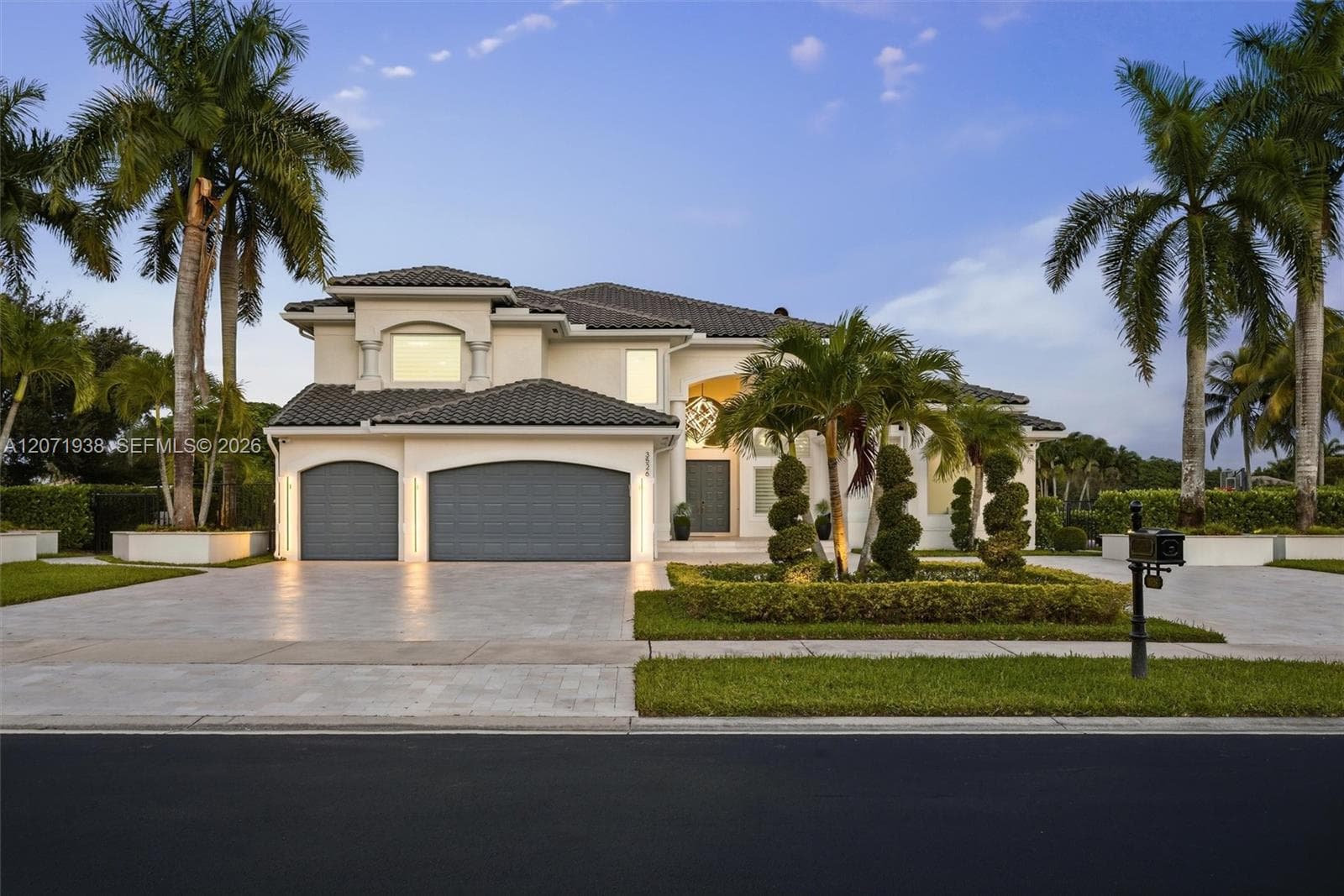 3526 W Juniper Ln, Davie FL 33330 - Davie, FL - Photo 1