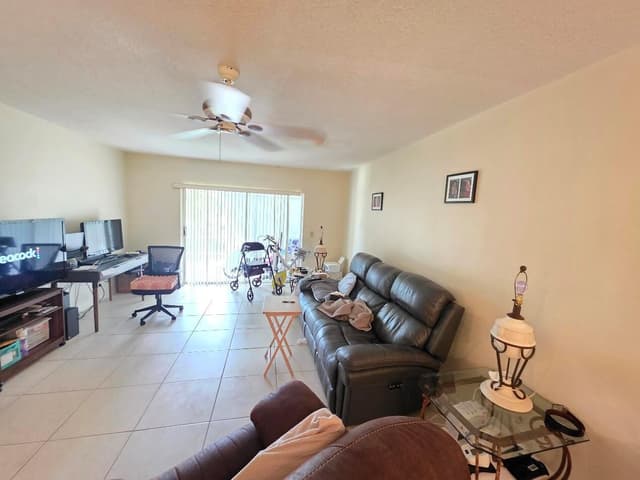 700 LAYNE Boulevard # 318B, Hallandale Beach FL 33009 - Hallandale Beach, FL - Photo 3