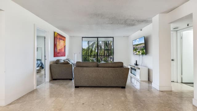 900 NE 195TH Street # 217, Miami FL 33179 - Miami, FL - Photo 2