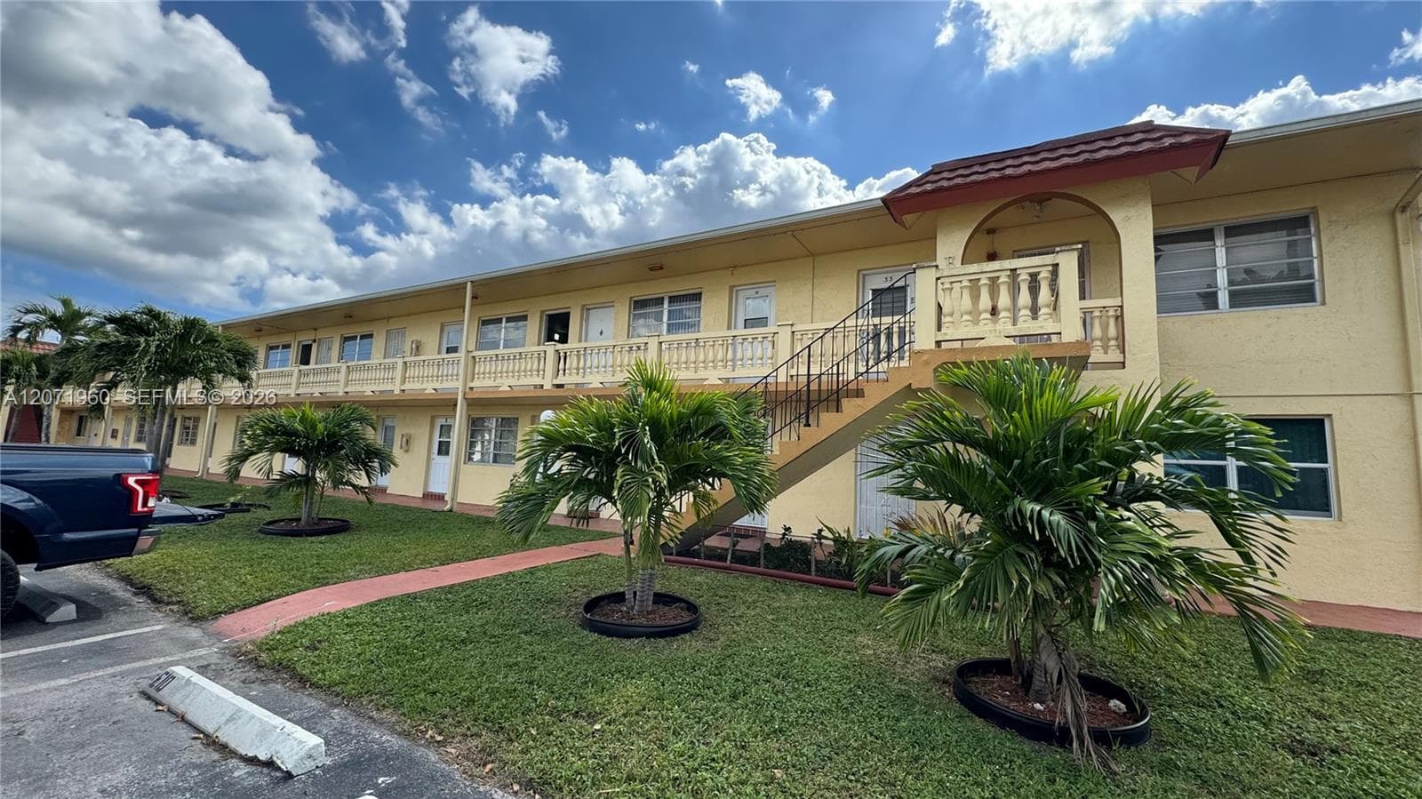 160 NE 203rd Ter # E20, Miami Gardens FL 33179 - Miami Gardens, FL - Photo 1