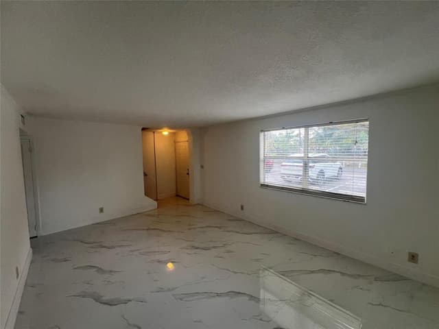 5847 BLUEBERRY Court # 85, Lauderhill FL 33313 - Lauderhill, FL - Photo 6