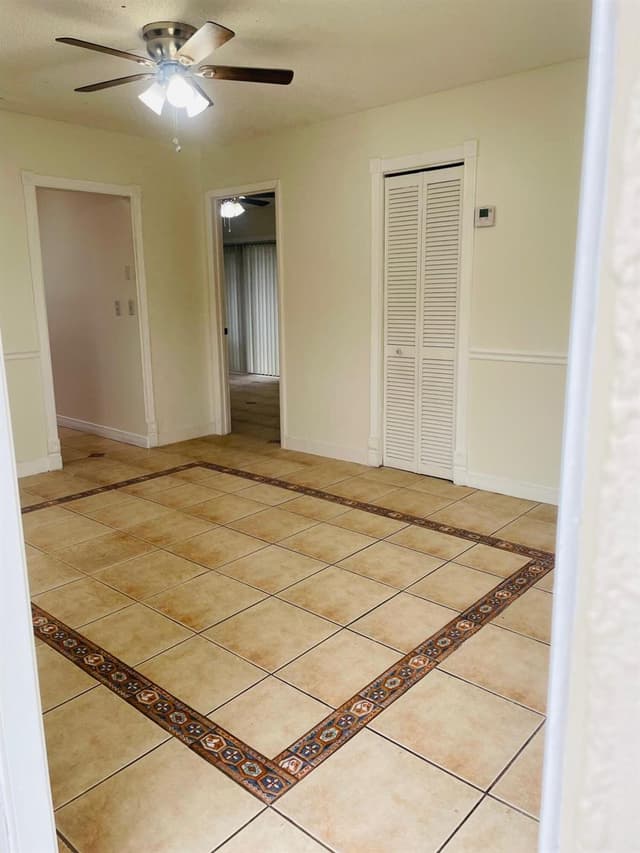 5318 Garden Hills Circle, West Palm Beach FL 33415 - West Palm Beach, FL - Photo 3