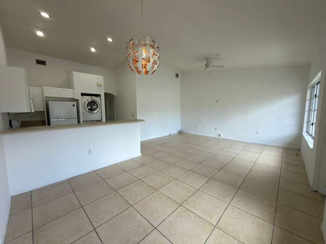 3842 SW 48TH Avenue, Hollywood FL 33023 - Hollywood, FL - Photo 2