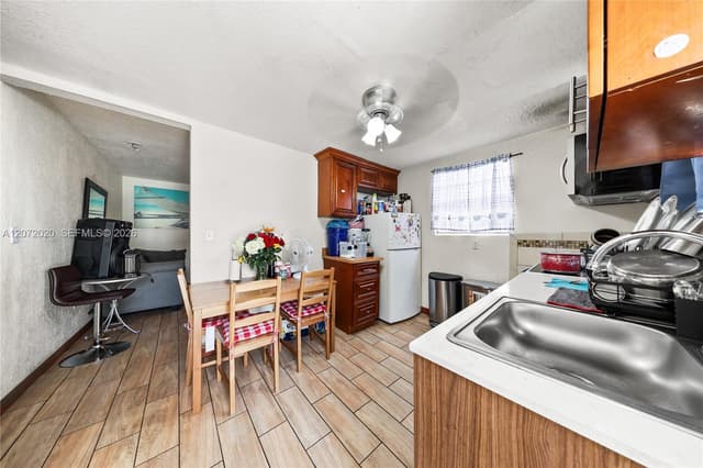 2151 NW 42nd St, Miami FL 33142 - Miami, FL - Photo 3