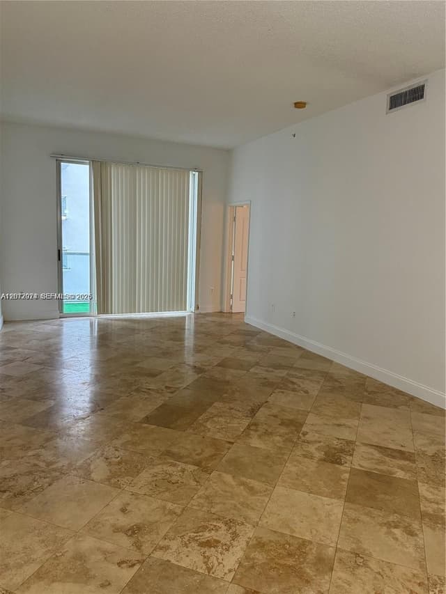 5091 NW 7th St # 615, Miami FL 33126 - Miami, FL - Photo 7